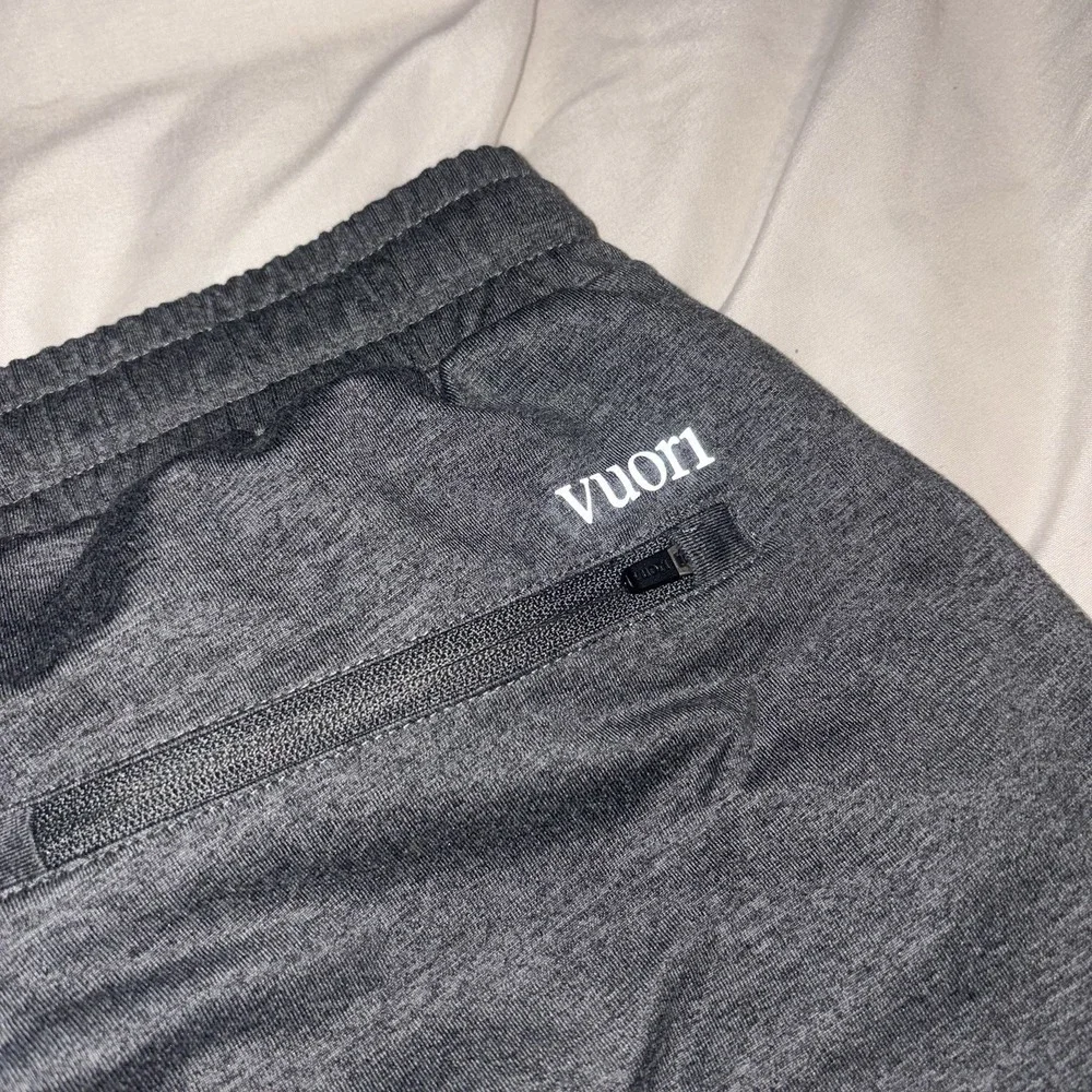 VUORI Sunday Performance Jogger Mens‎ Small Charcoal Gray V416 Athletic Pants